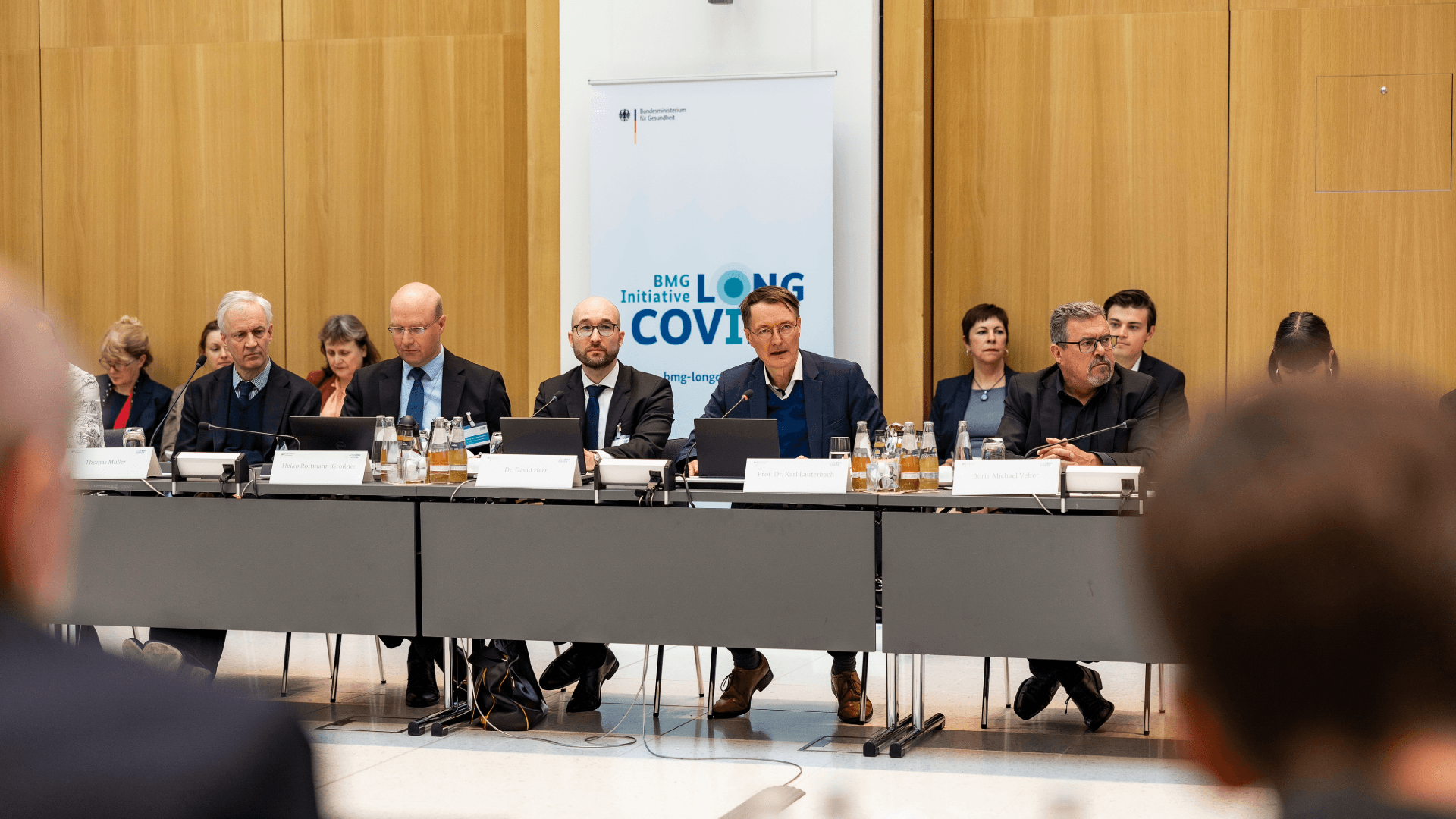 The photo shows Federal Minister of Health Prof Dr Karl Lauterbach at the fourth round table on Long COVID